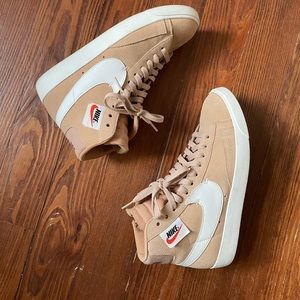 Nike Women’s Mid Blazer Suede Sneakers